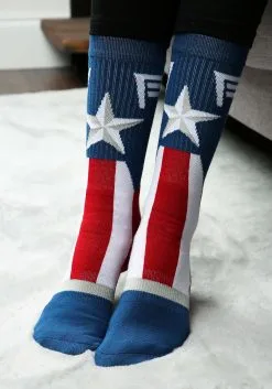 Marvel Captain America- Suit Up Crew Socks